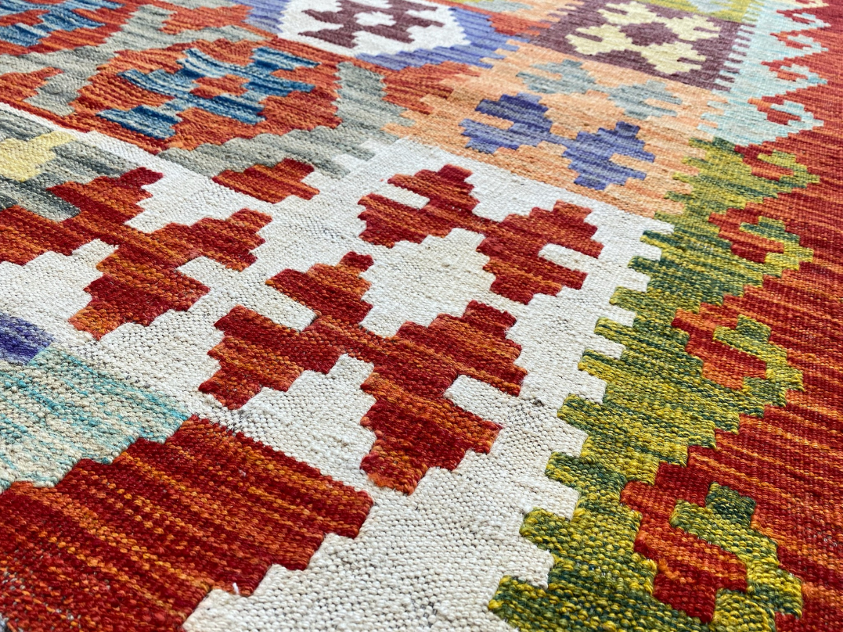 Kundoz Kilim Rug