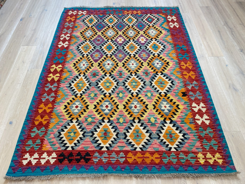 Kundoz Kilim Rug