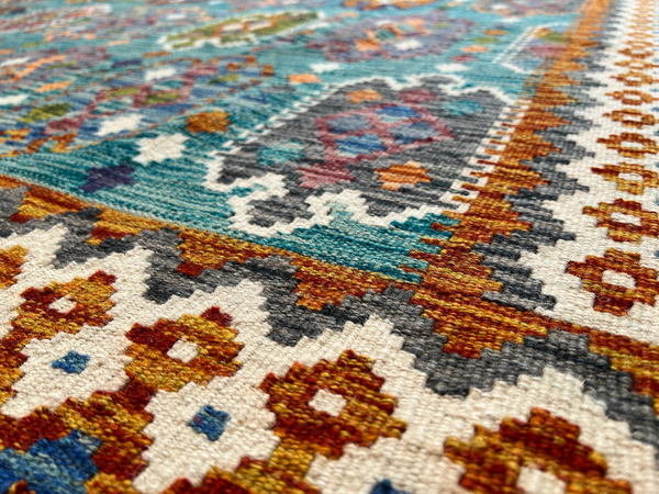 Kundoz Kilim Rug