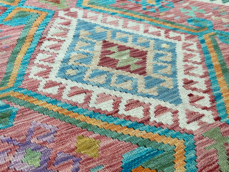 Kundoz Kilim Rug