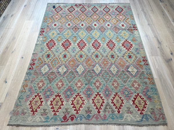 Kundoz Kilim Rug