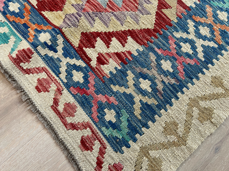 Kundoz Kilim Rug