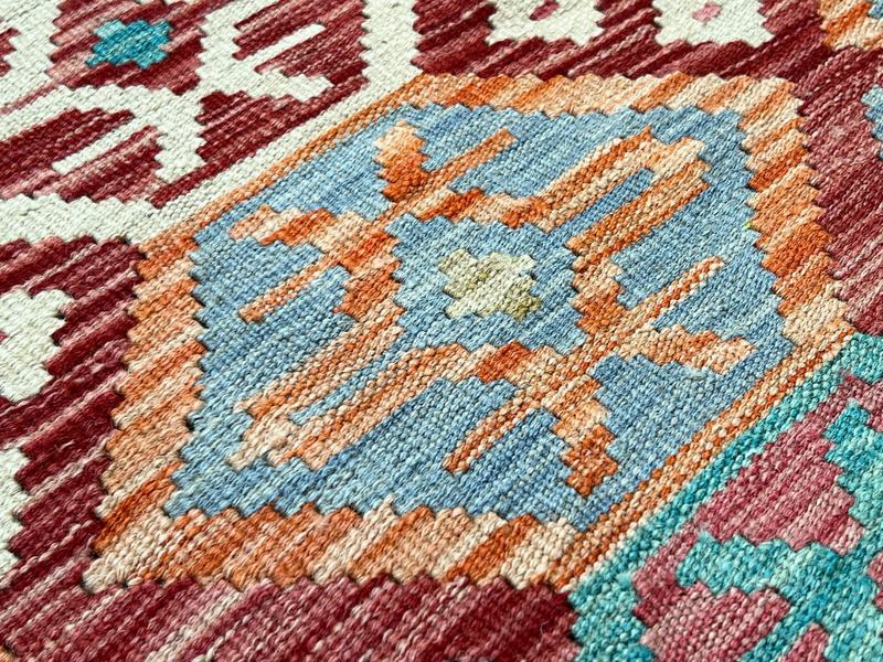 Kundoz Kilim Rug