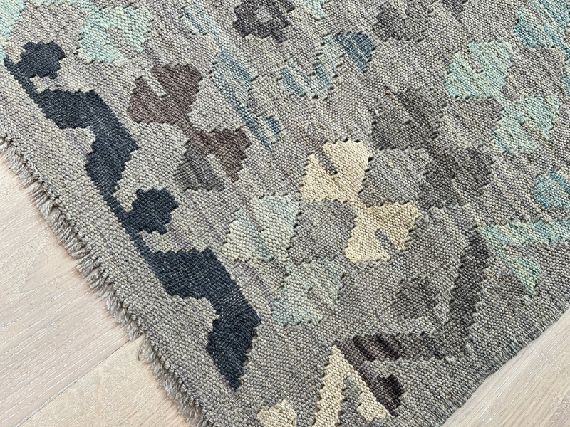 Kundoz Kilim Rug