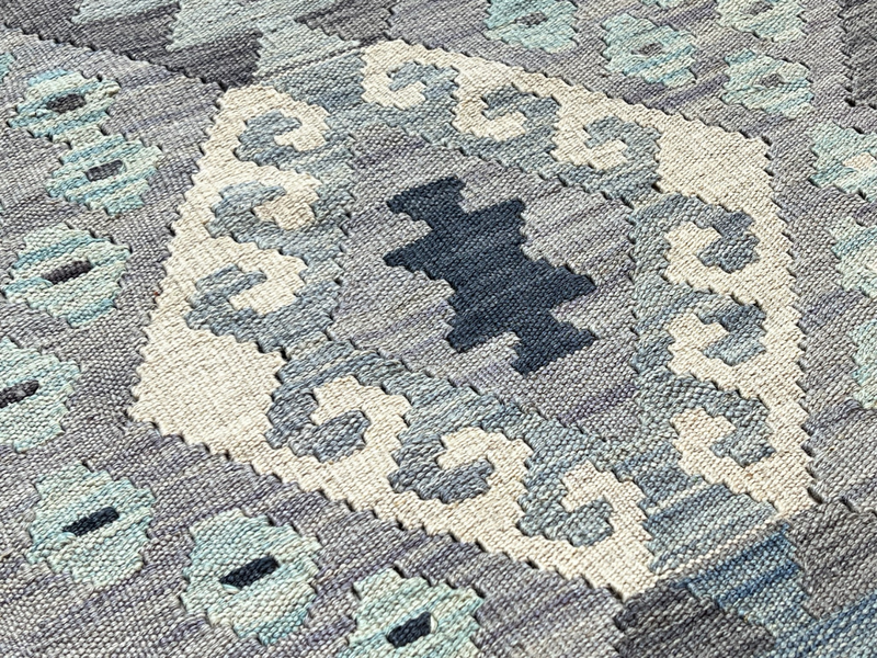 Kundoz Kilim Rug