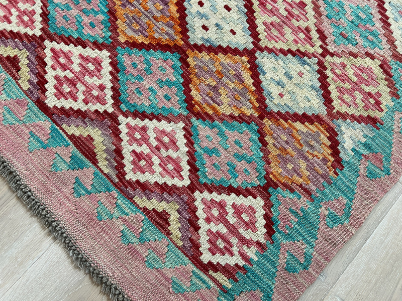 Kundoz Kilim Rug