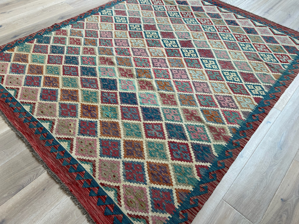 Kundoz Kilim Rug