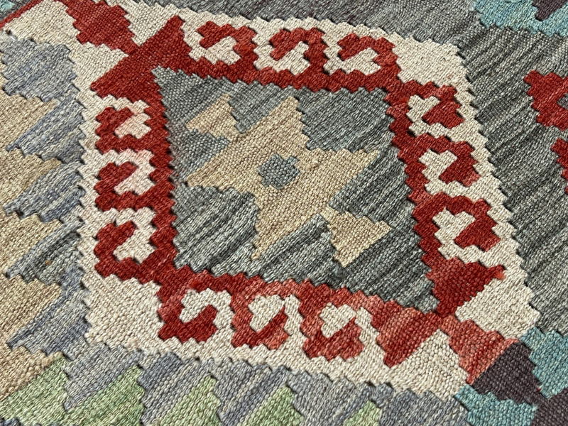 Kundoz Kilim Rug