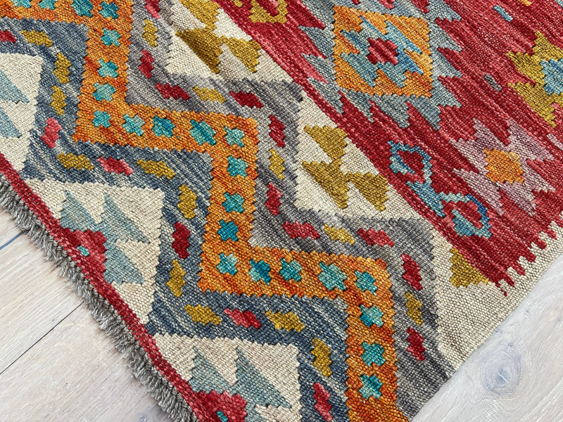 Kundoz Kilim Rug