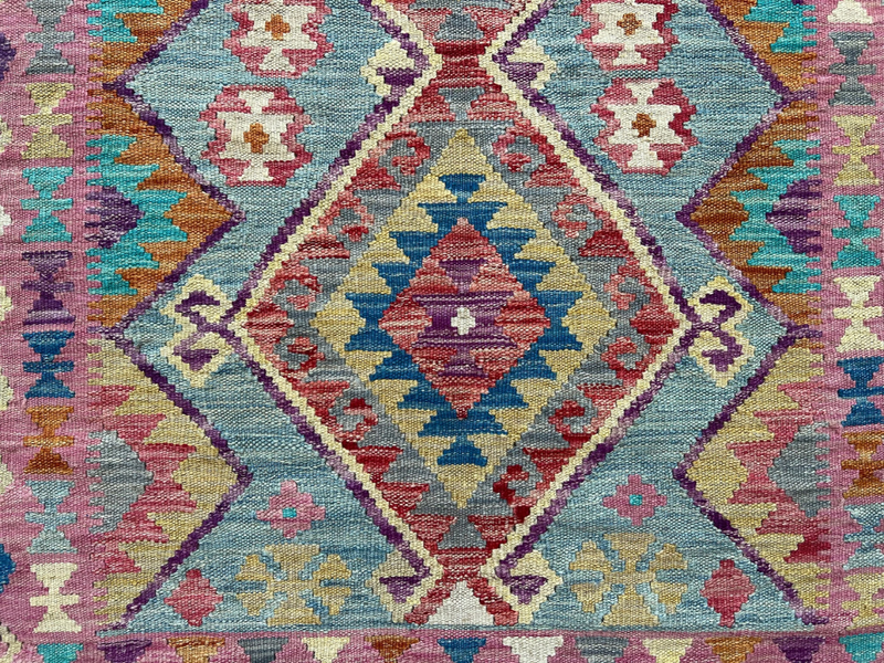 Kundoz Kilim Rug