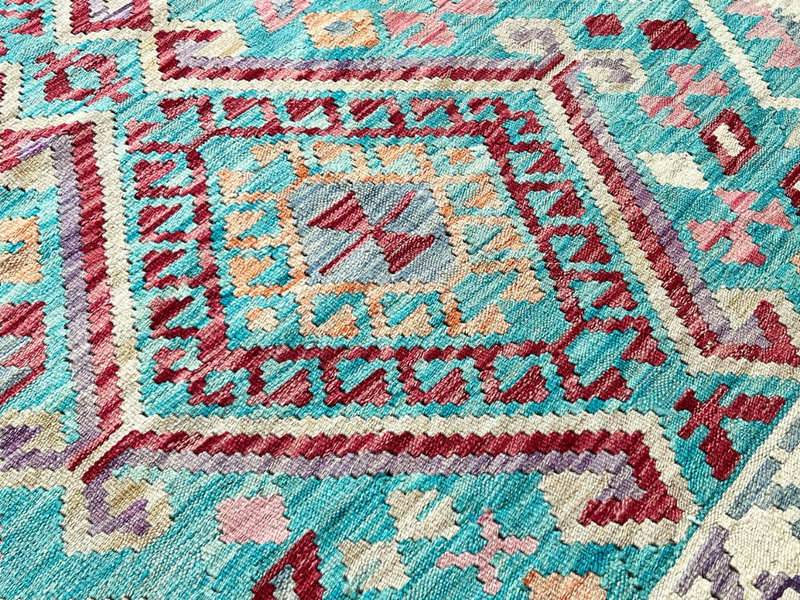 Kundoz Kilim Rug