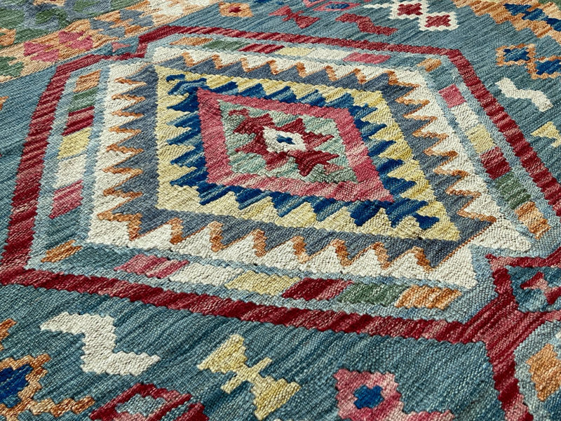 Kundoz Kilim Rug