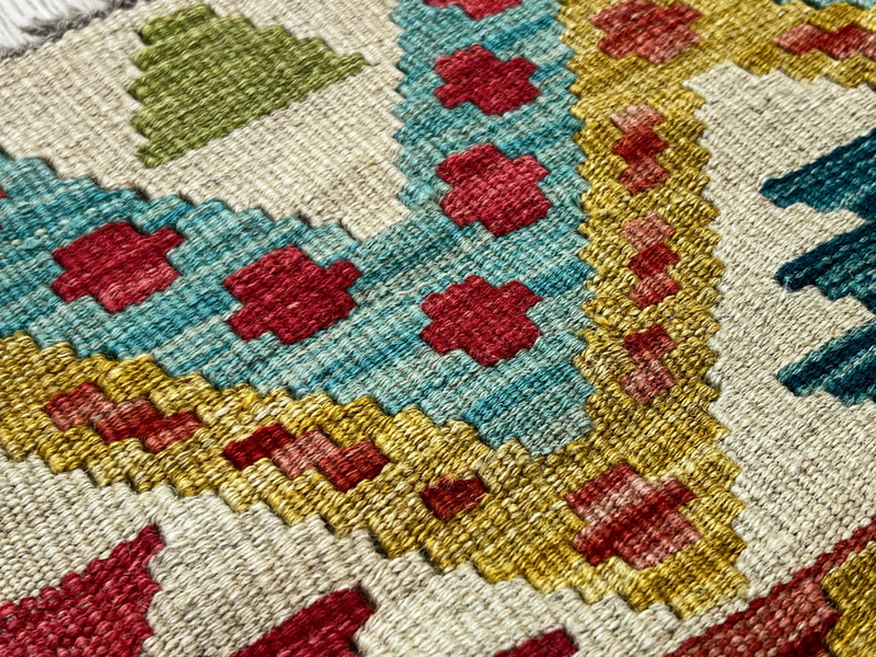 Kundoz Kilim Rug