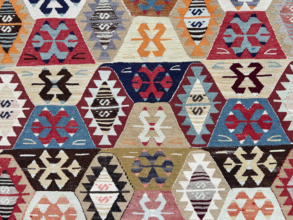Vintage Yarn Kilim Rug