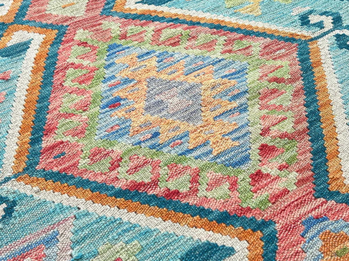 Kundoz Kilim Rug