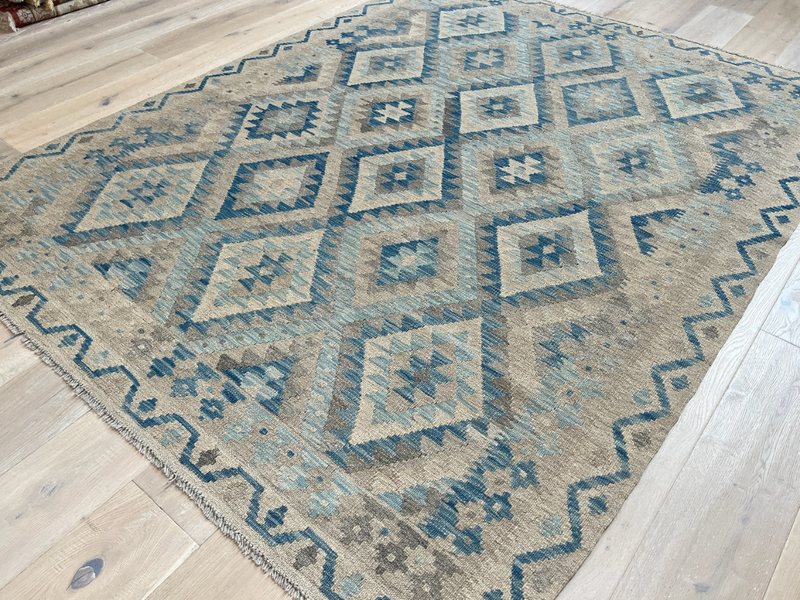 Kundoz Kilim Rug