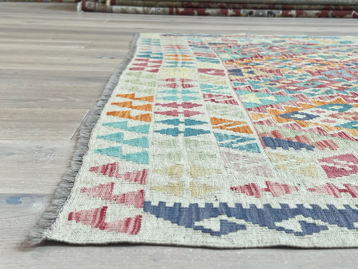 Kundoz Kilim Rug