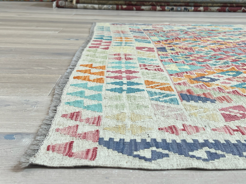 Kundoz Kilim Rug
