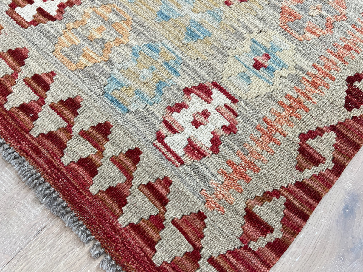 Kundoz Kilim Rug