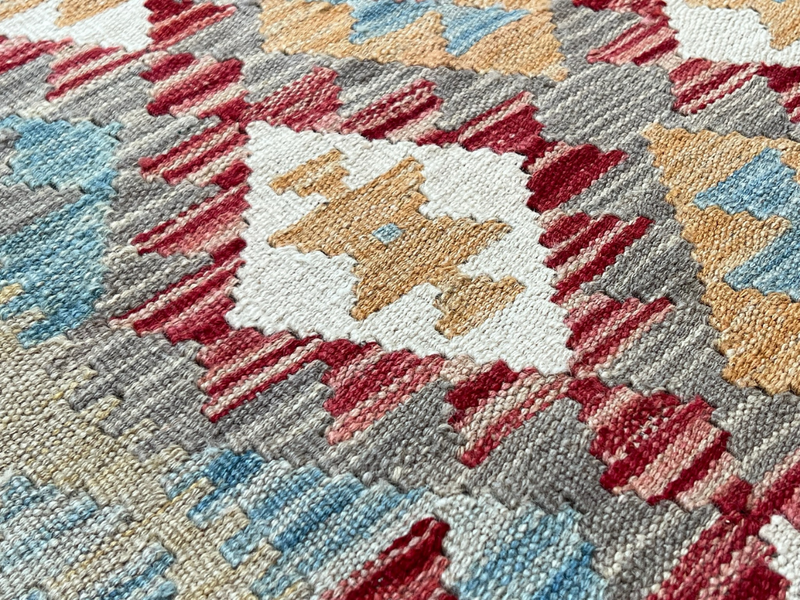 Kundoz Kilim Rug