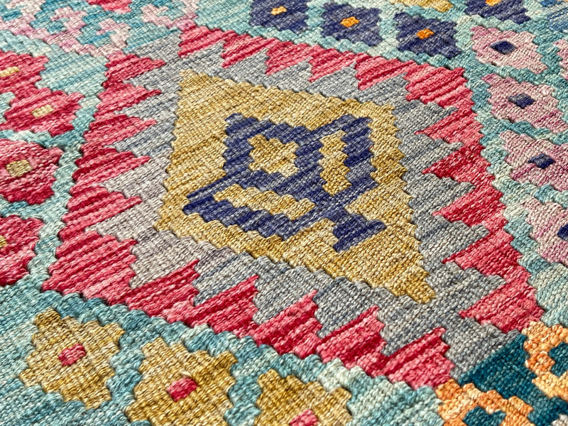 Kundoz Kilim Rug