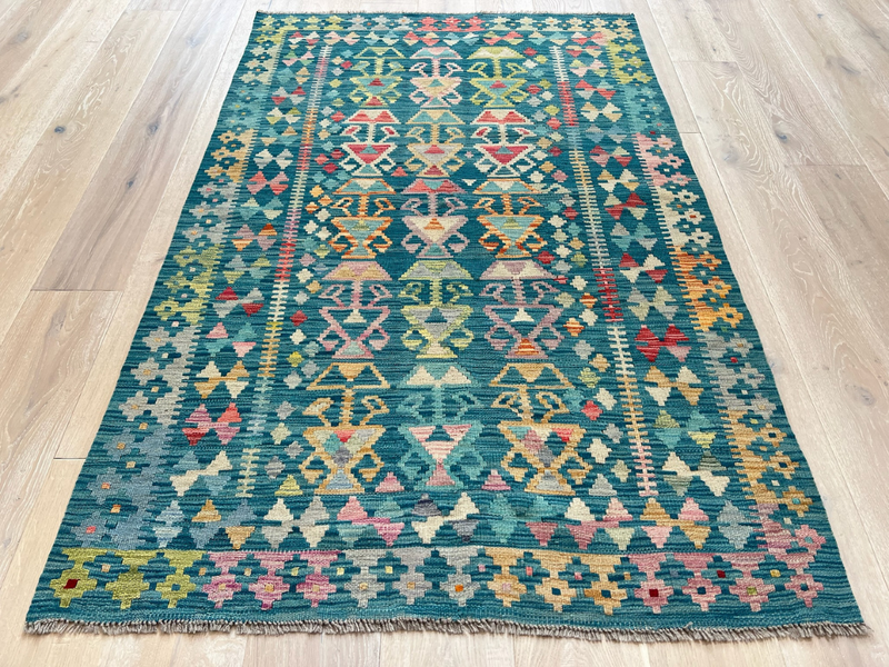 Kundoz Kilim Rug