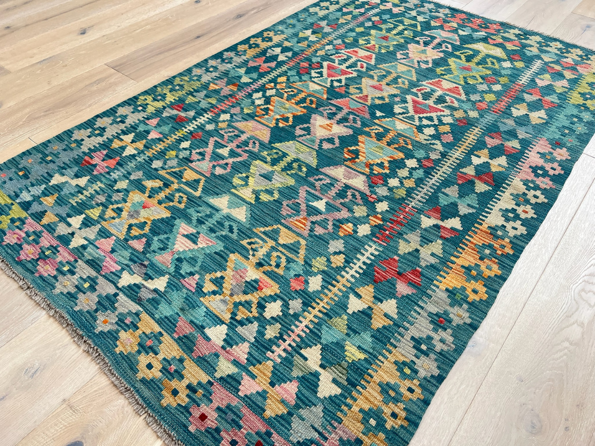 Kundoz Kilim Rug