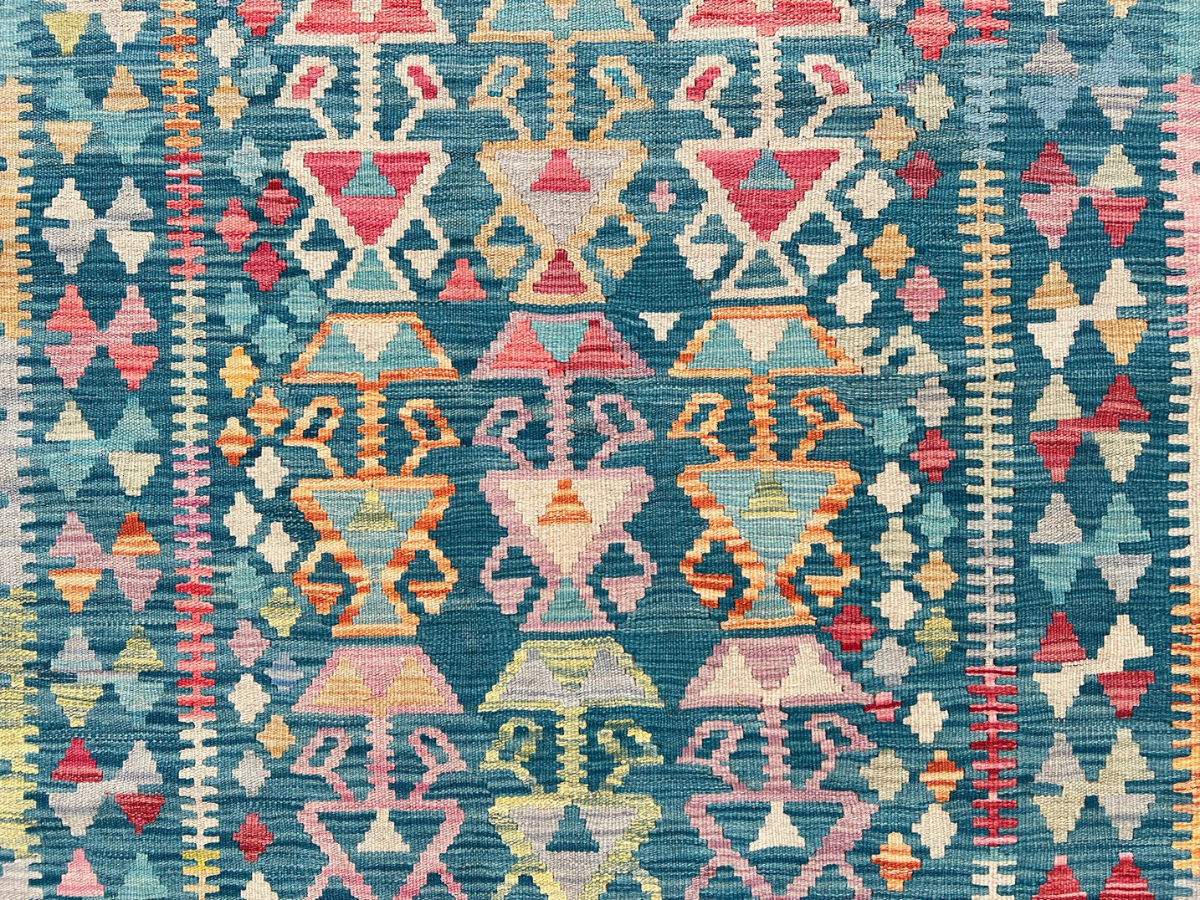 Kundoz Kilim Rug