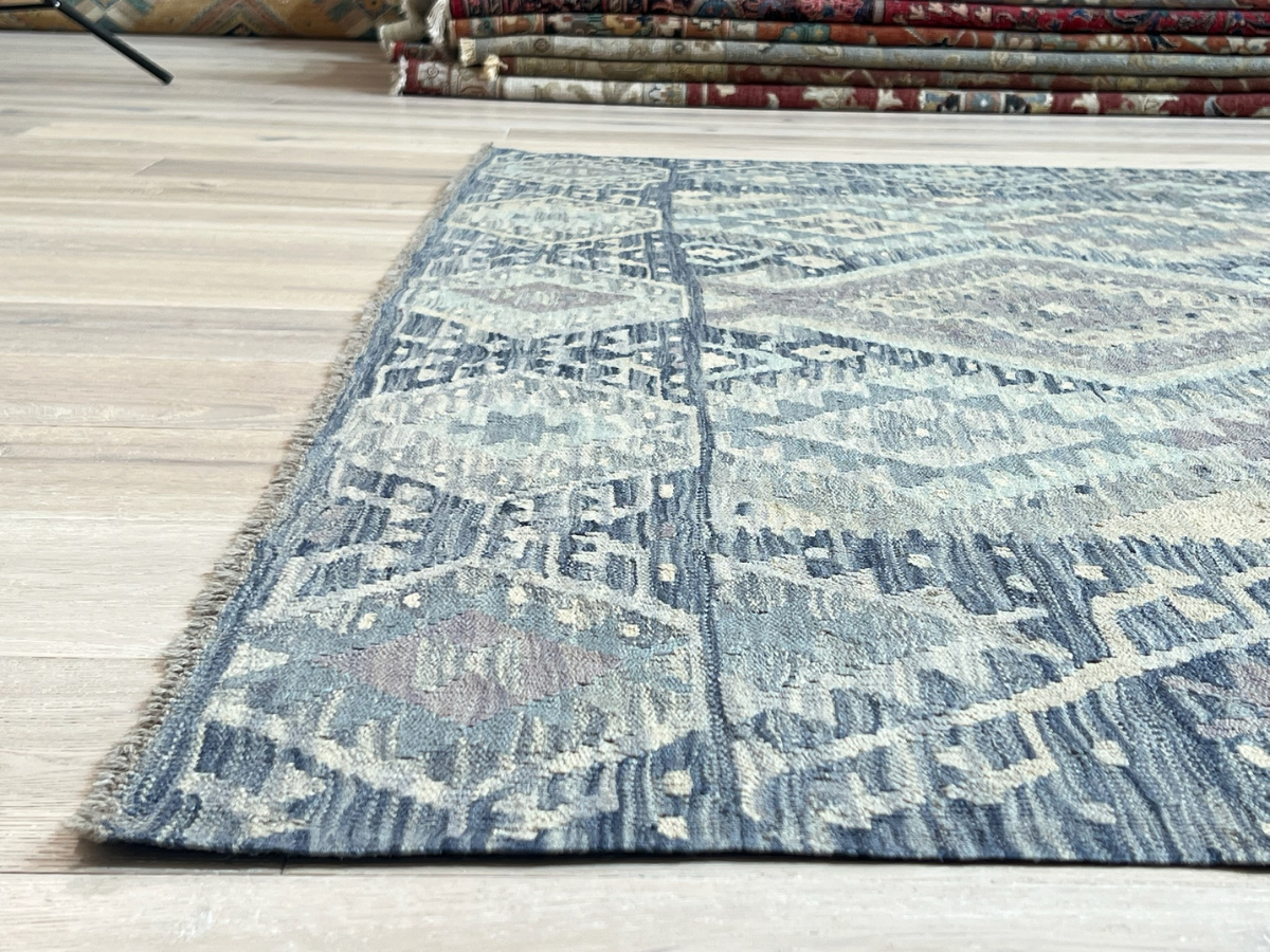 Kundoz Kilim Rug
