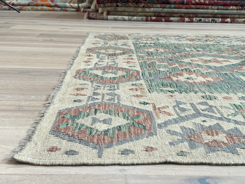 Kundoz Kilim Rug