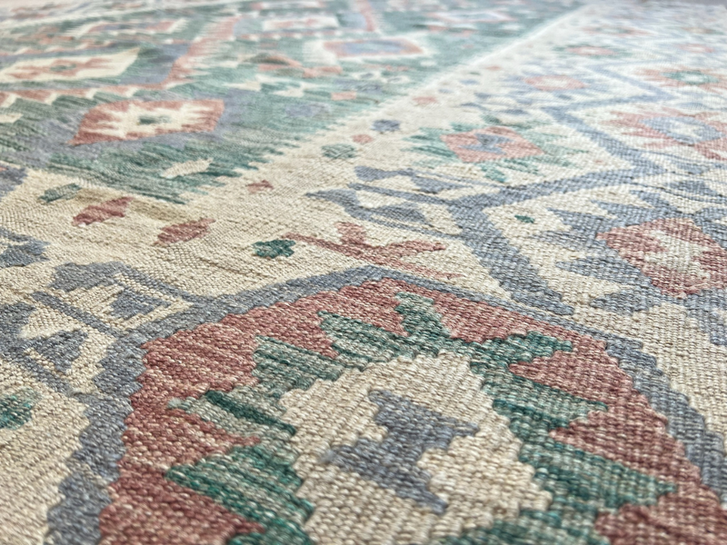 Kundoz Kilim Rug
