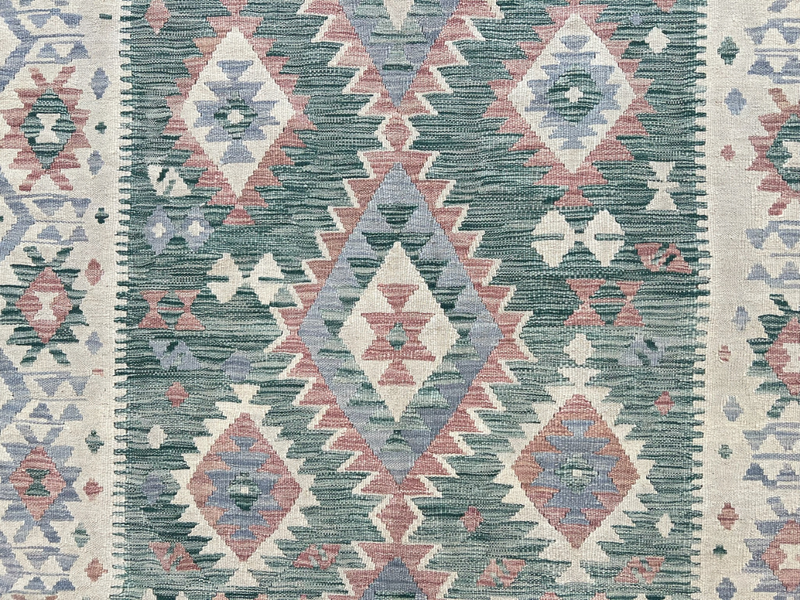 Kundoz Kilim Rug