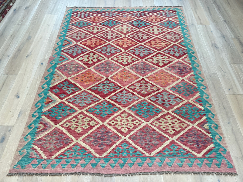 Kundoz Kilim Rug