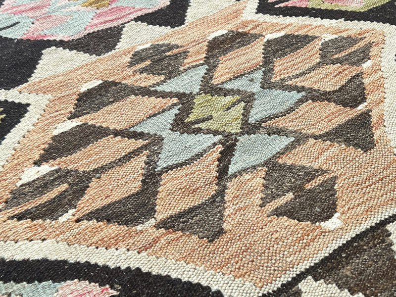Kundoz Kilim Rug