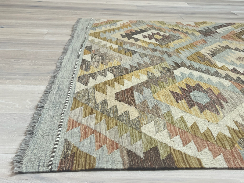 Kundoz Kilim Rug