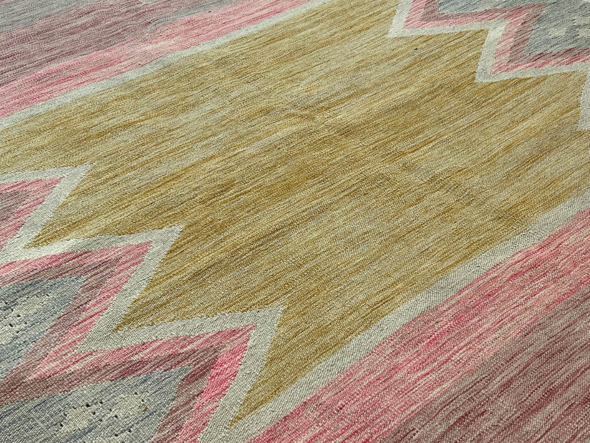 Kundoz Kilim Rug