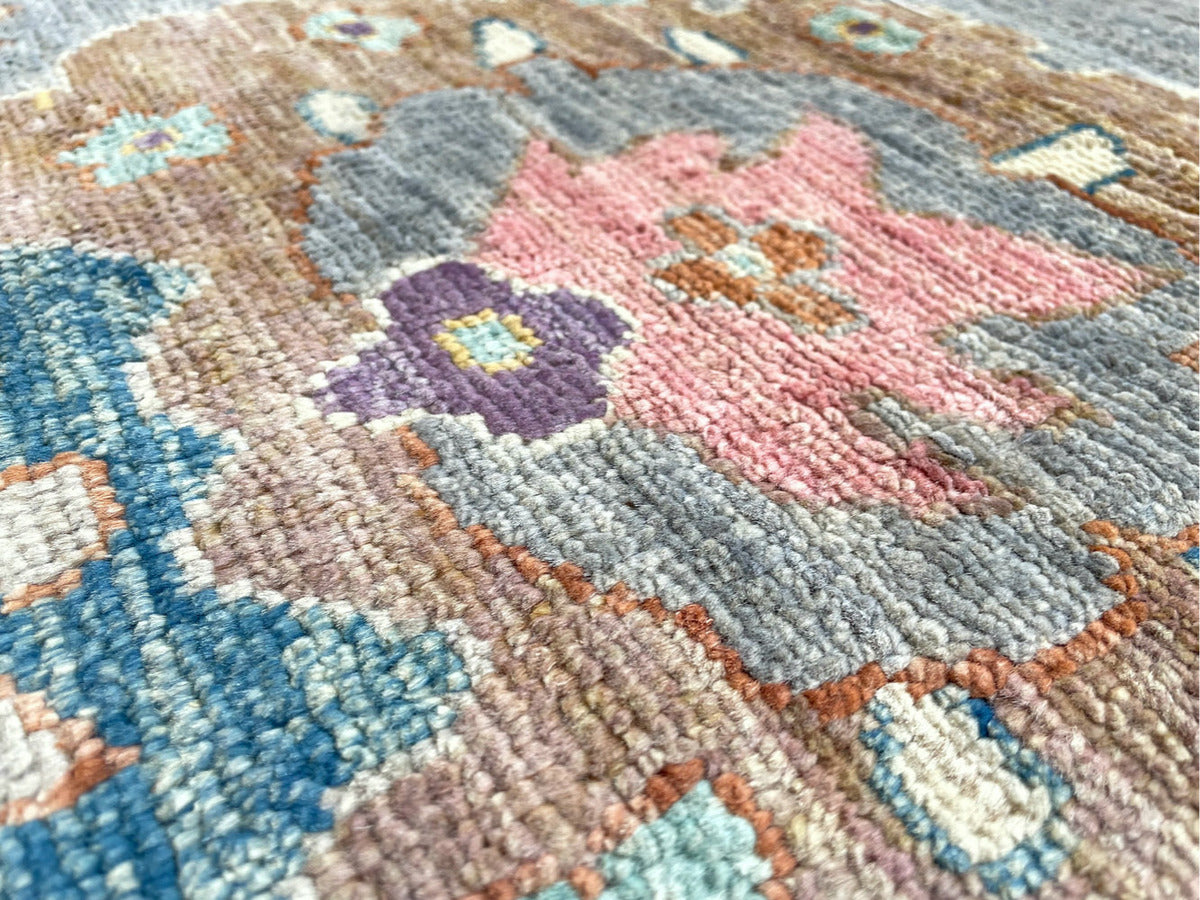 Oushak Carpet