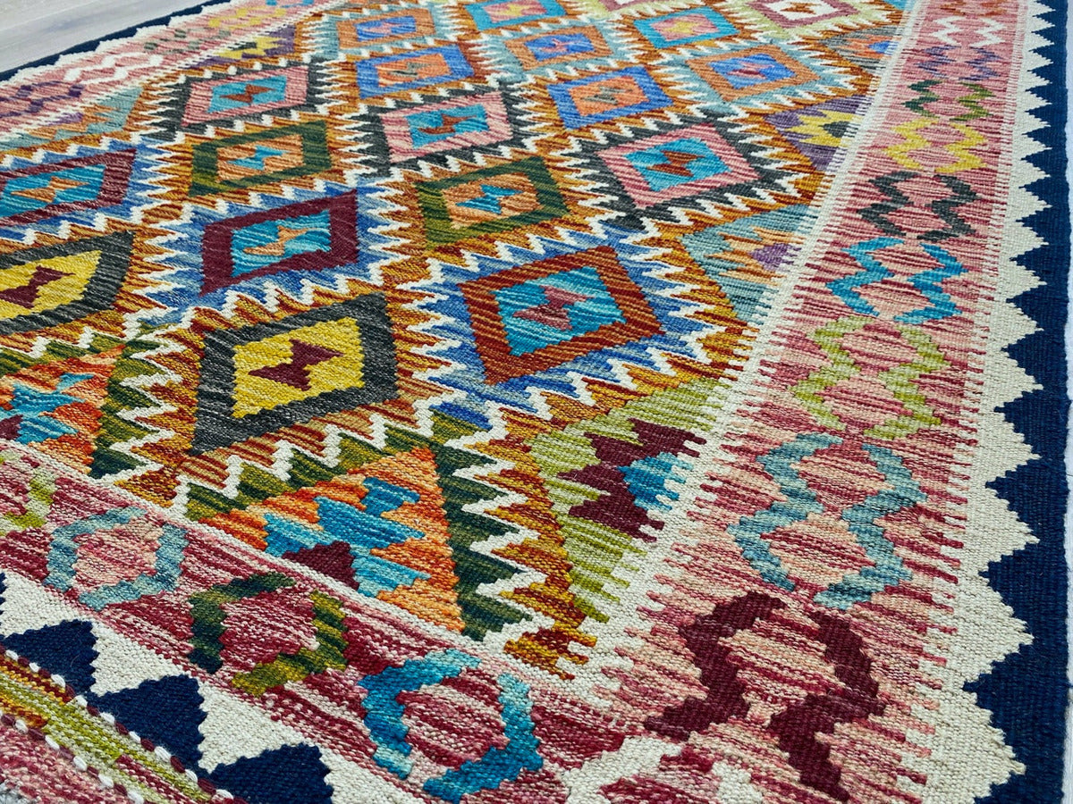 Kundoz Kilim Rug