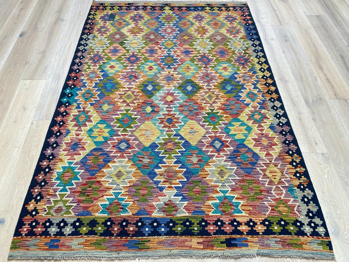 Kundoz Kilim Rug