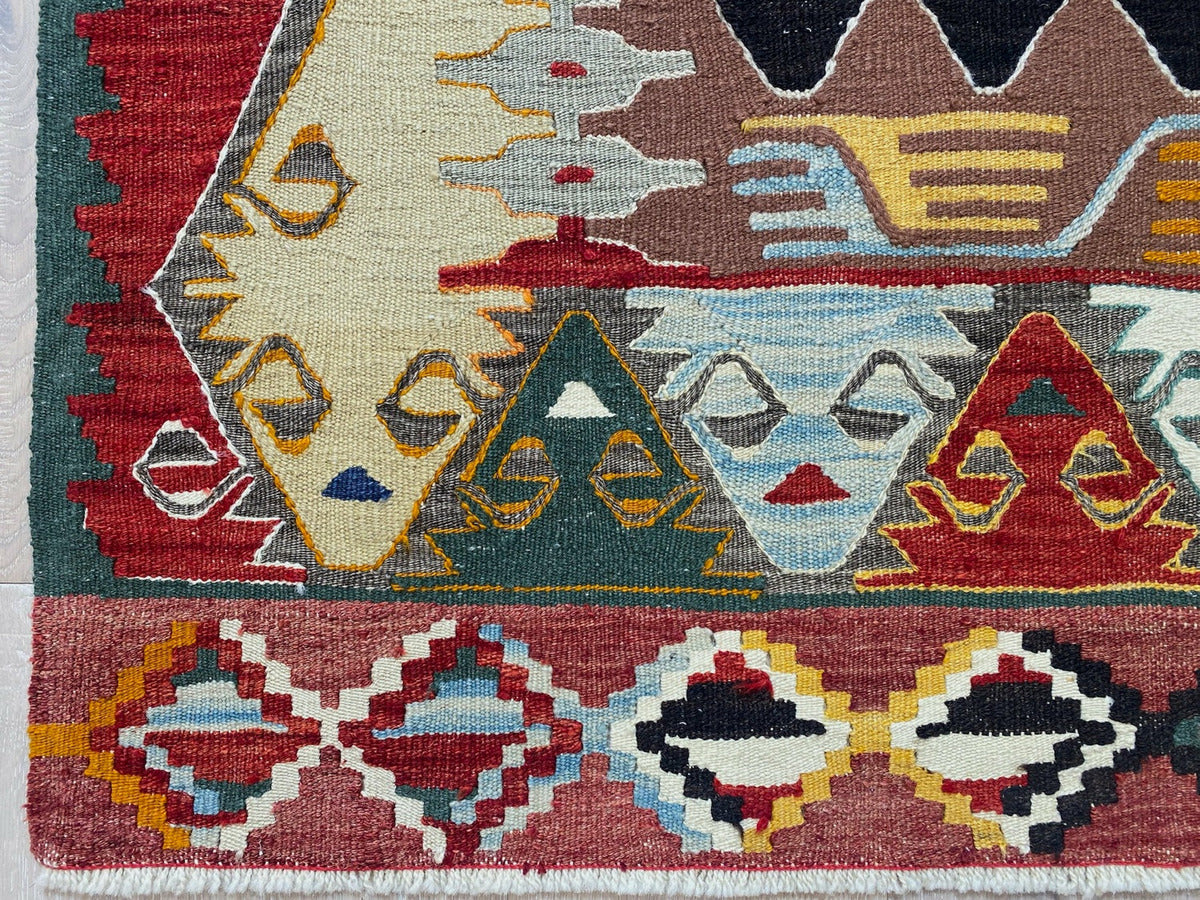 Vintage Yarn Kilim Rug