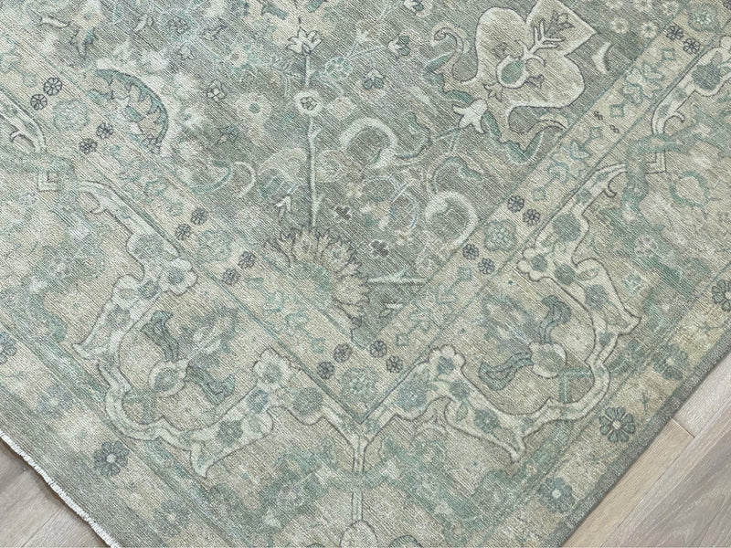 Fine Sultanabad Rug