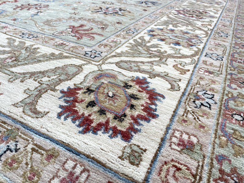 Classic Agra Rug