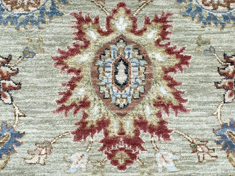 Classic Agra Rug