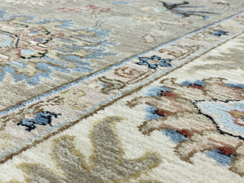 Classic Agra Rug