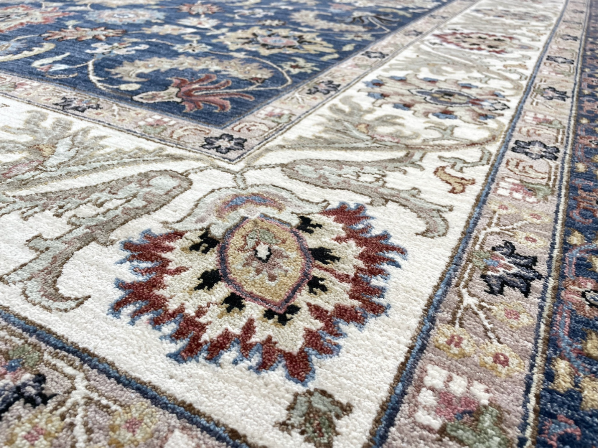 Classic Agra Rug