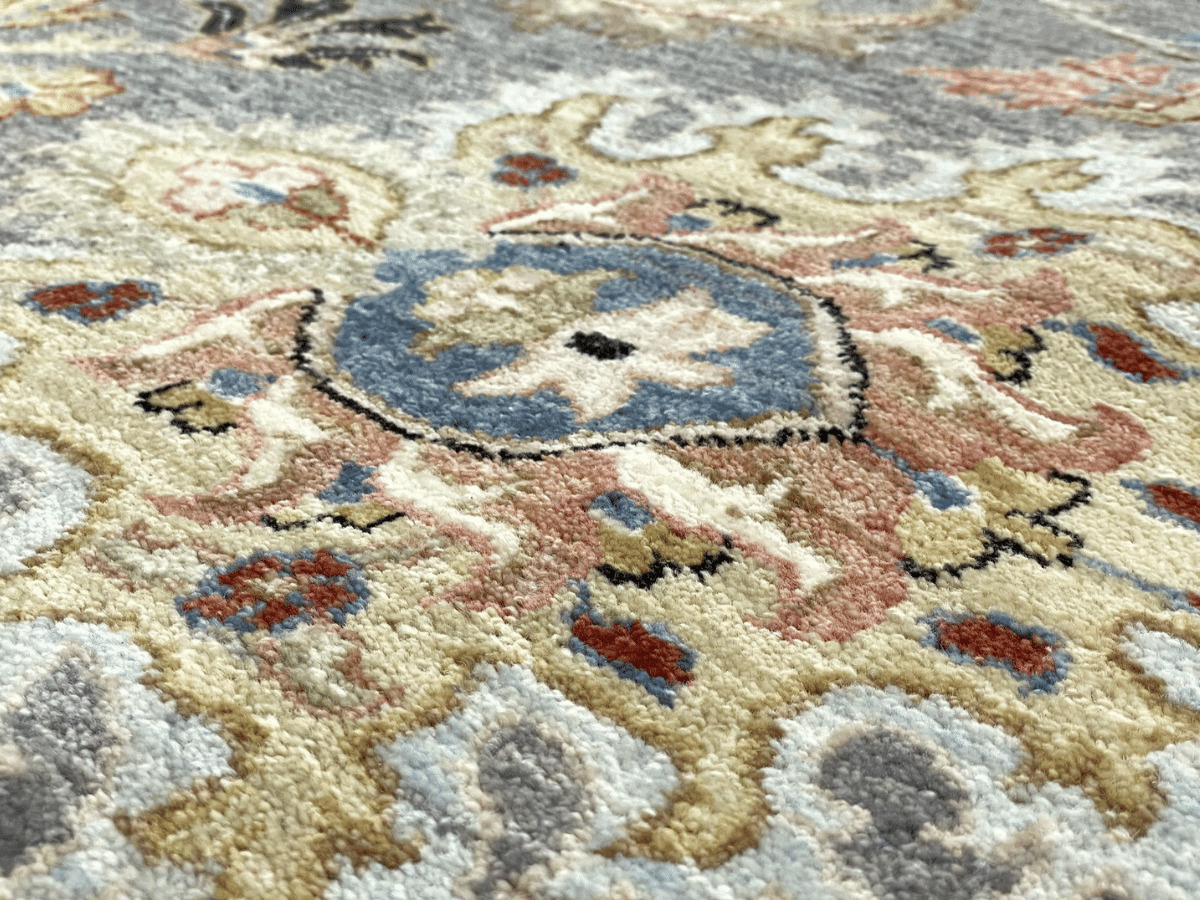 Large Classic Agra Rug